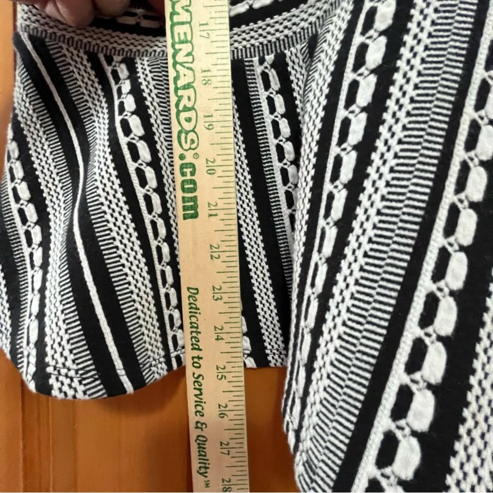 Anthropologie Vanessa Virginia Black and White Faux Wrap Peplum Tank Top - Picture 8 of 11